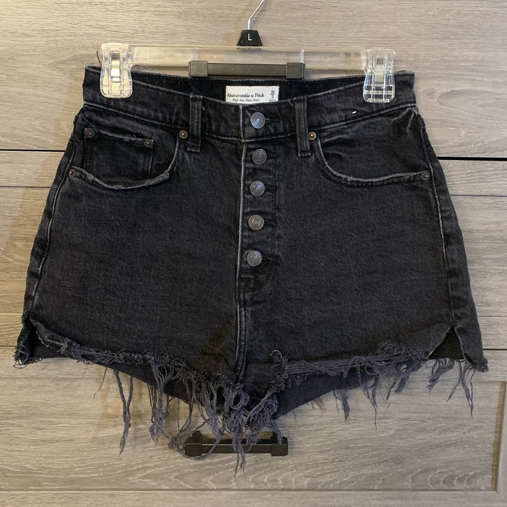 Abercrombie & Fitch Curve Love High Rise Mom Short